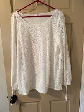 LC Lauren Conrad White Lace Scoop-Neck Tunic Top